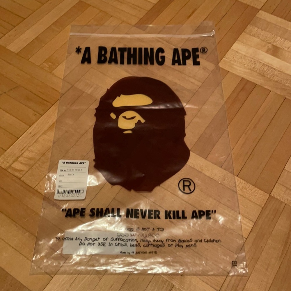 BAPE TSHIRT BAG